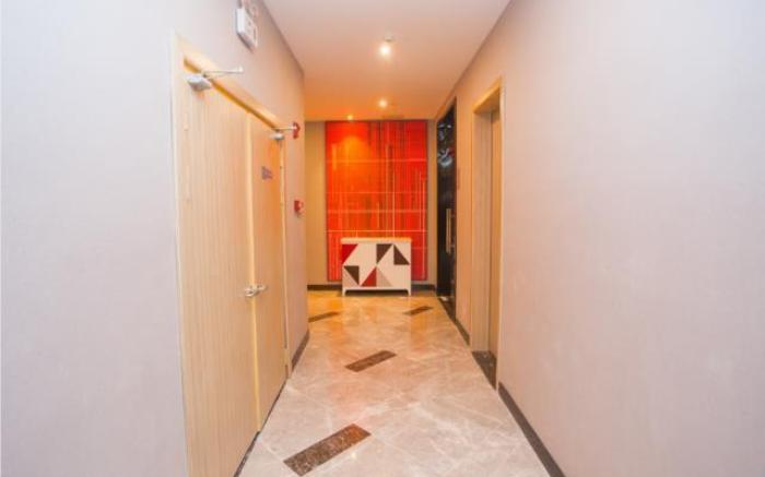 Borrman Hotel Zhongxiang Railway Station Mochou Village