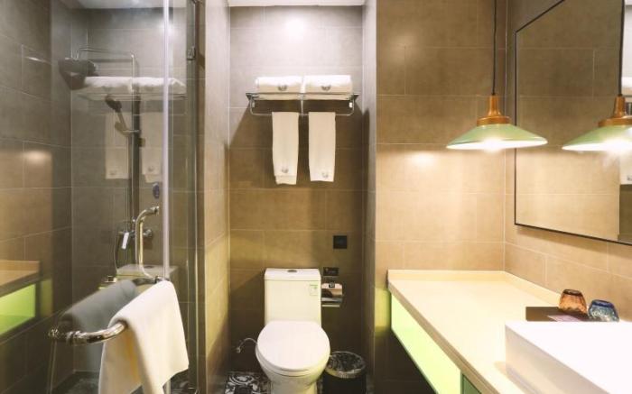 GEM Hotel Ningbo Jiangbei District Hongtang Haide Square