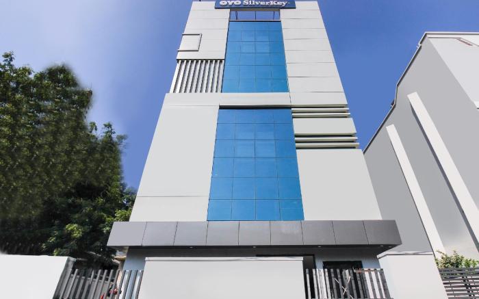 OYO SilverKey 62075 Sanath Nagar