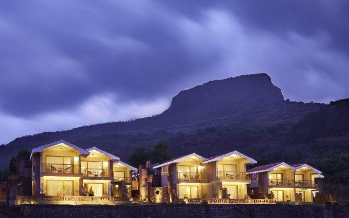 Saj By The Lake - Malshej Ghat Hotel