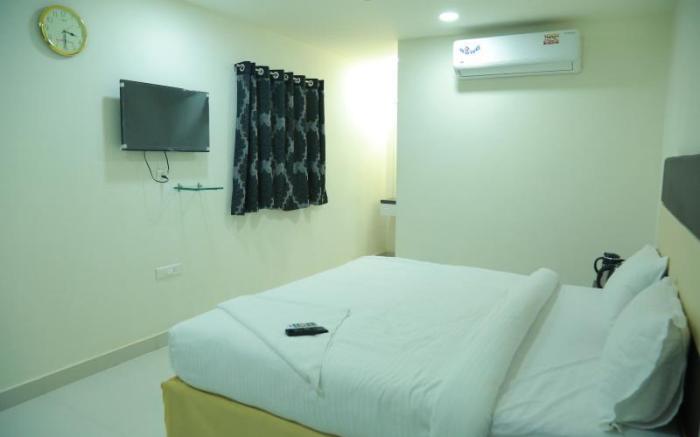 Hotel Swagath Grand Jillelaguda.