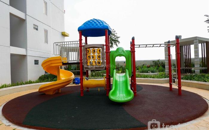 Best View 2BR Apartment @ Bassura City By Travelio