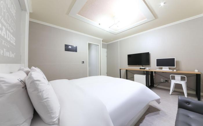 Gwangju Sangmu W Lounge Hotel