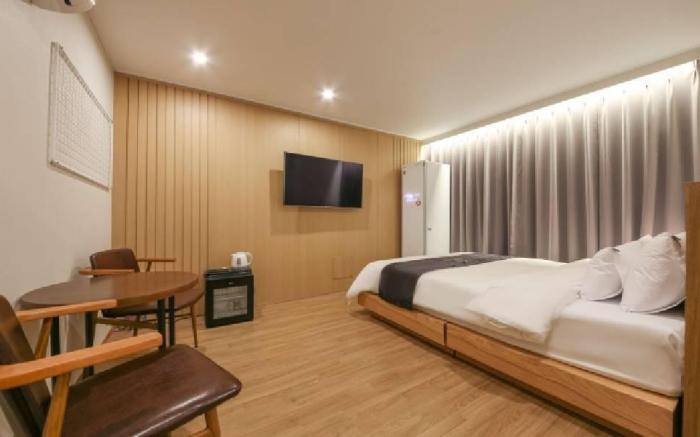 Gwangju Chungjangro Divine Hotel