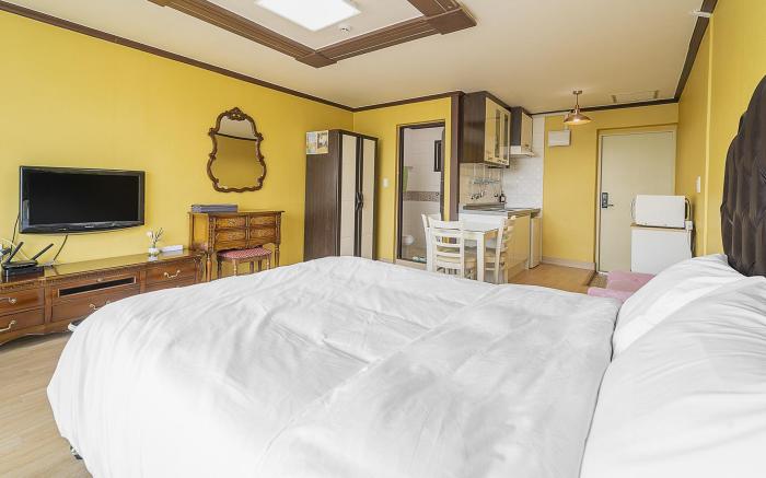 Ganghwa Pastel Pension