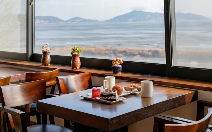 Ganghwa Cafe Pension Amote