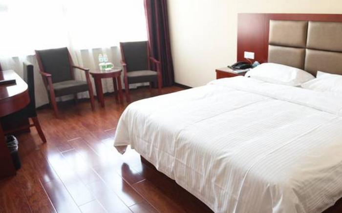 GreenTree Inn Suqian Bawangjuding Square Express Hotel