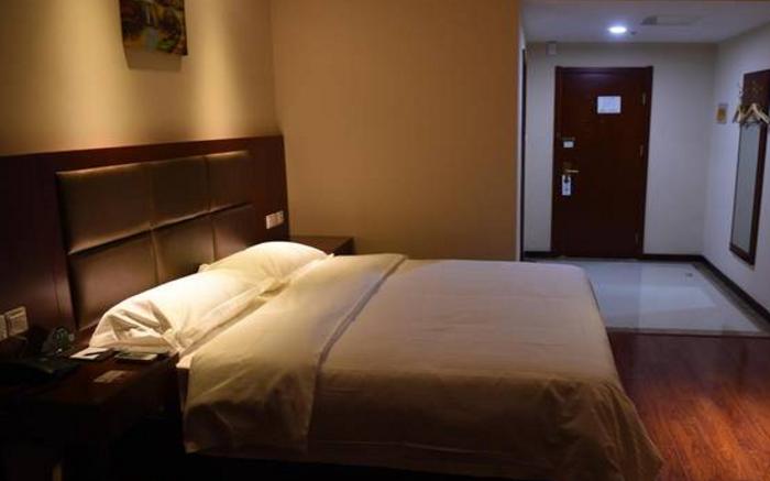 GreenTree Inn Suqian Bawangjuding Square Express Hotel