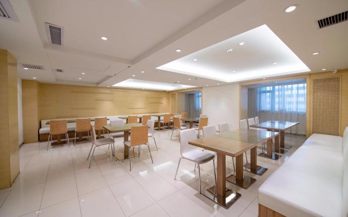 Ji Hotel Urumqi Youhao