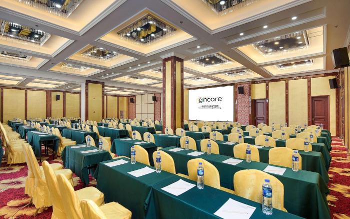 Shanghai Pudong Airport Ramada Encore Hotel - 24 hours free shuttle bus to Pudong Airport