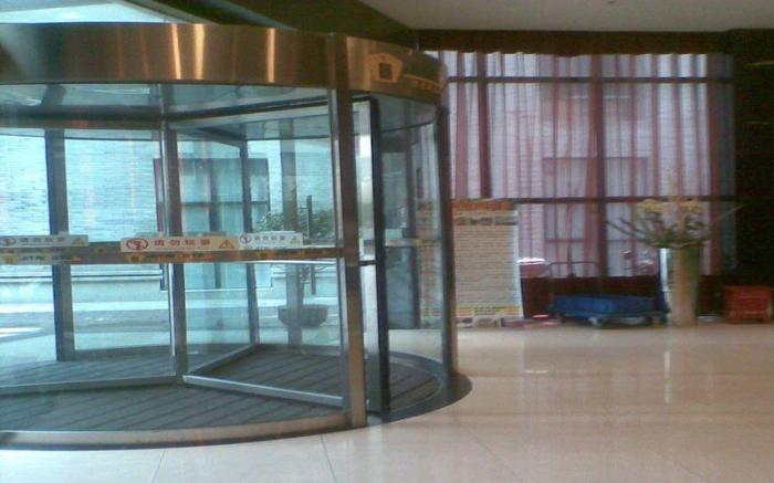 Weiting Century Hotel (Shanghai Railway Station South Square)