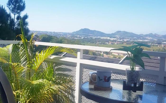 Perfect villa with city view for family gateaway