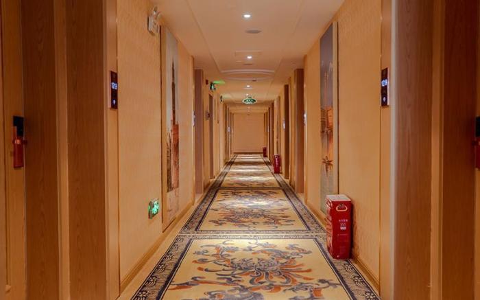 Vienna Hotel Yueyang East Station