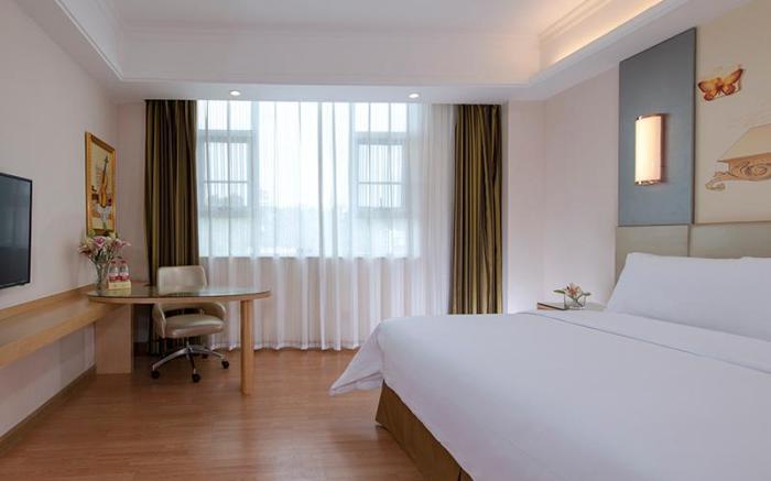 Vienna Hotel Guangxi Guigang Pingnan Central Plaza