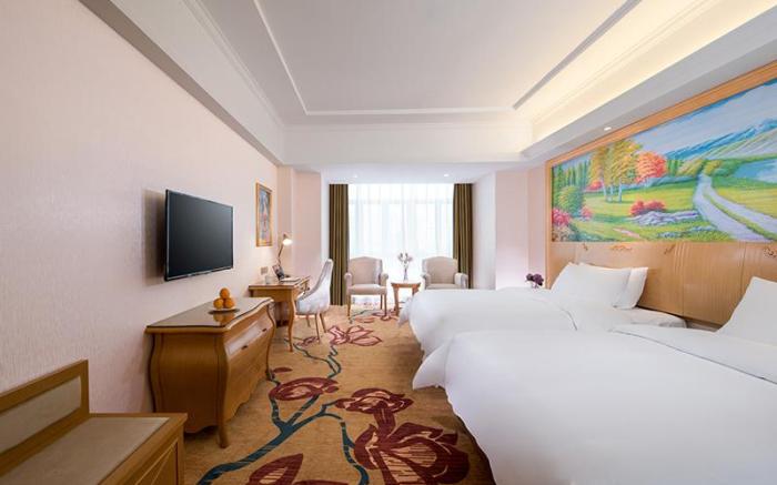 Vienna Hotel Guangxi Hezhou Fuchuan