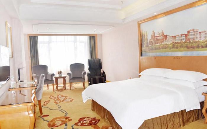Vienna Hotel Hunan Hengyang Railway Station