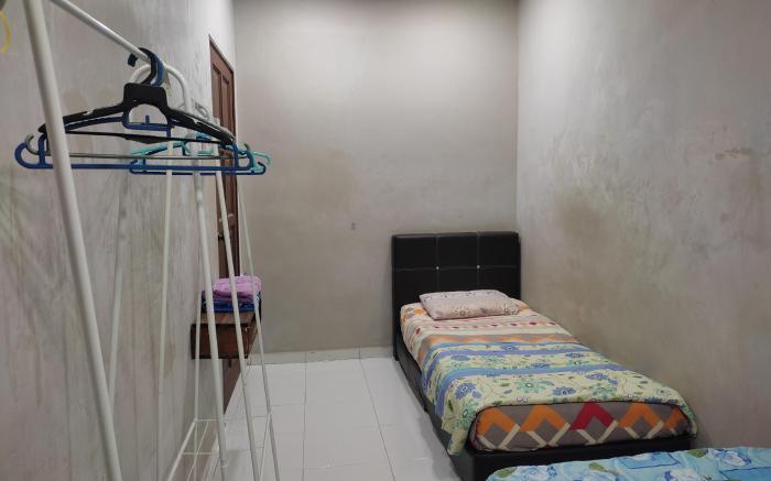 Redzeqy Homestay Melaka (Melaka Baru, Bt Berendam)