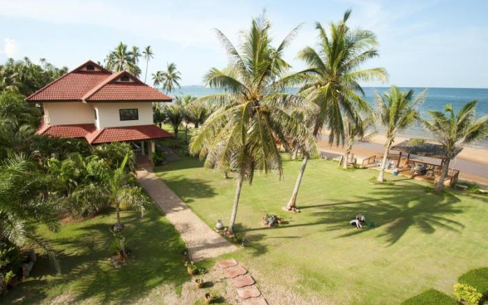 Bansaithong Beach Resort