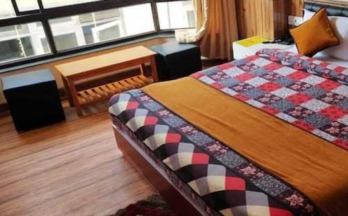 Hotel Mahayana