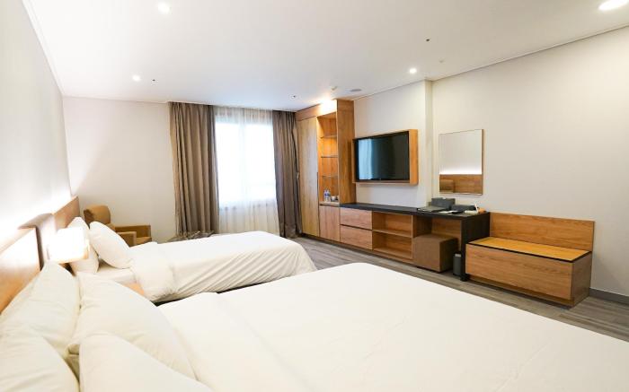 Hotel EMBLEDON