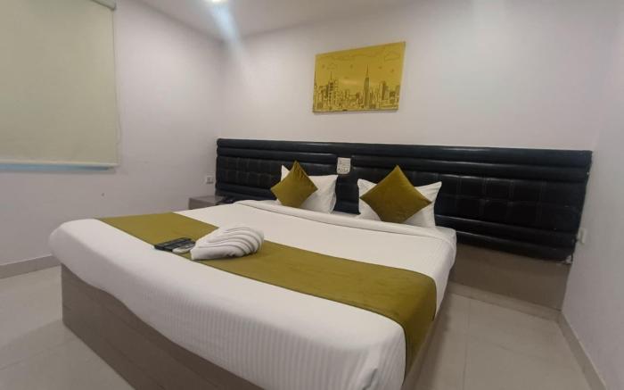 LA Riviera Suites