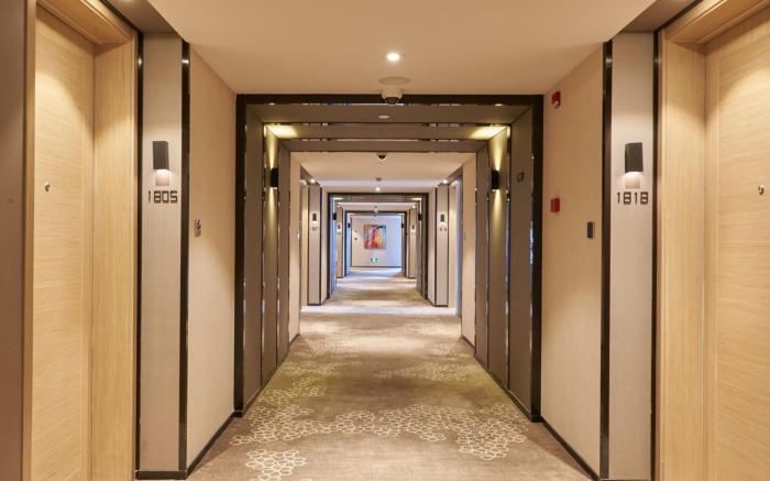 Wisdom Rose Hotel