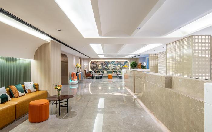 Orange Hotel Urumqi High-Speed Railway Station