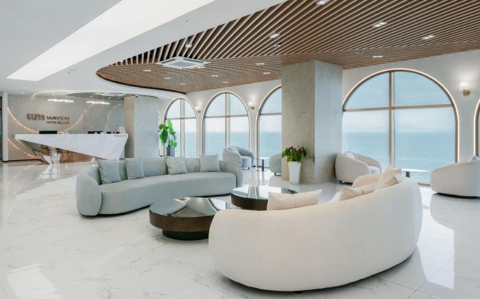 Wave M Hotel West