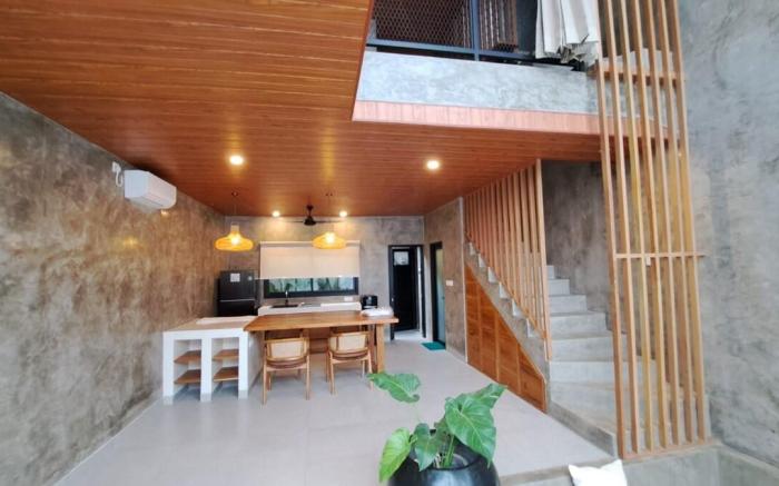 Man Cave industrial loft @central Berawa. NEW!