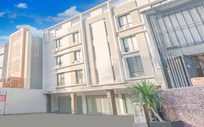 Hotel O J&B Smart Jatinegara