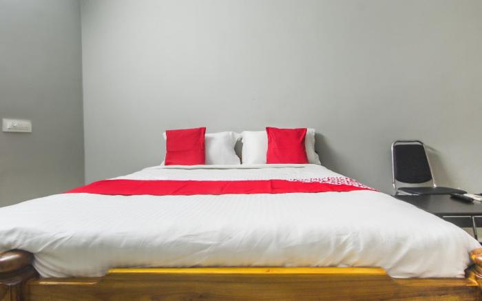 Hotel O Dhanas Residency