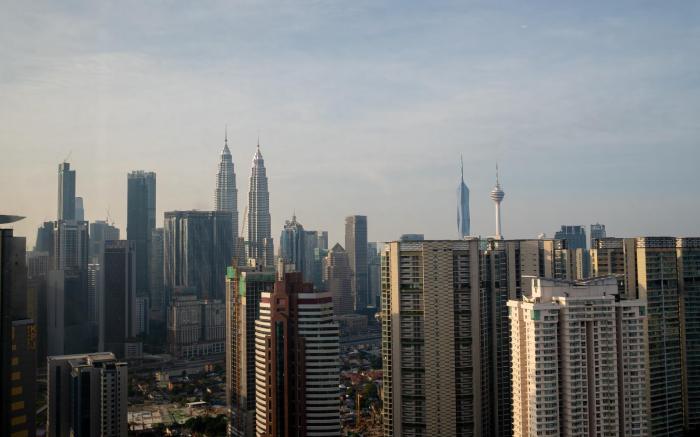 Expressionz KLCC by Mana Mana