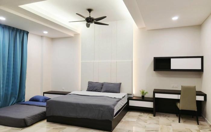 Ampang pool villa/10minipoh town/4br20p/pool table