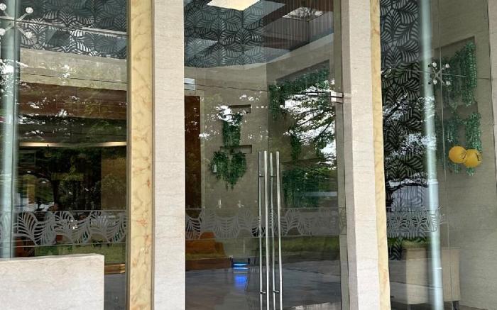 Modern APT overlooking downtown-2Bedrooms