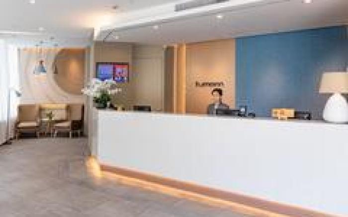 Home Inn Neo Shanghai Hutai Road Xingzhi Road Metro Station