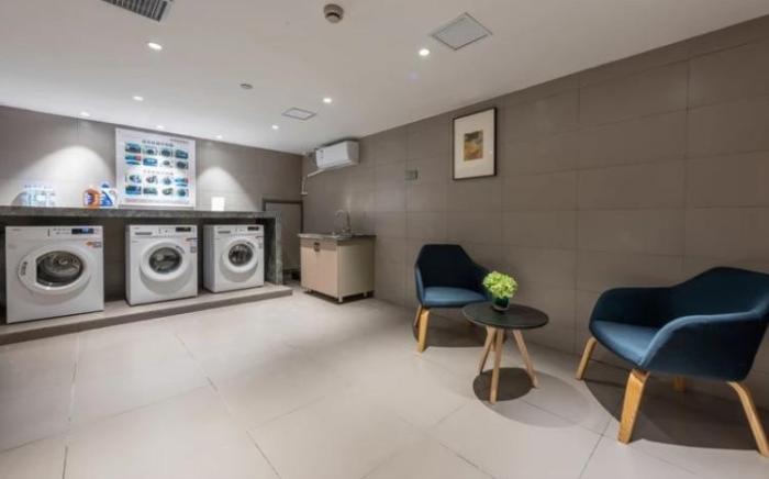 Home Inn Style Shanghai Caohejing Guilin Park Metro Station