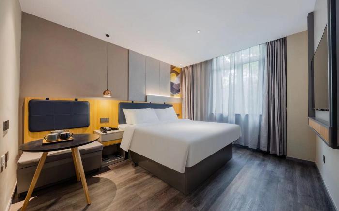 Home Inn Style Shanghai Xinzhuang Metro Station North Square