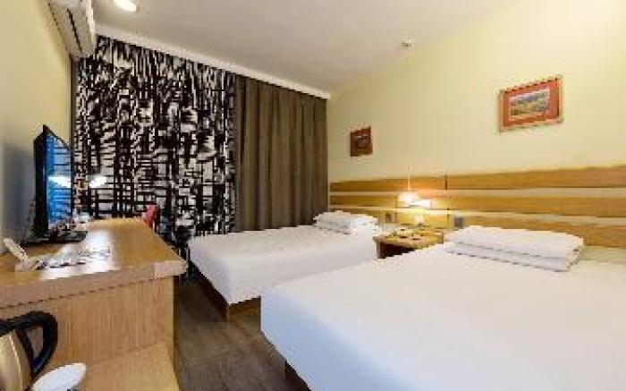 Home Inn Beijing Zizhuyuan Bridge