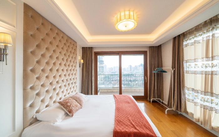 B&B|东方明珠外滩夜景|180度观景落地窗|近豫园|人民广场|南京东路步行街|豫园|城隍庙太阳10