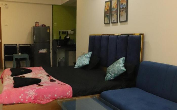 Ivy Bliss Studio with Private Pool, B 05, Karjat