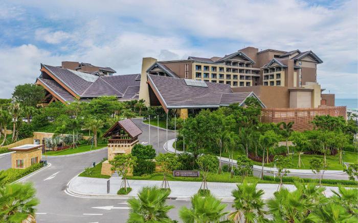 DoubleTree by Hilton Shanwei