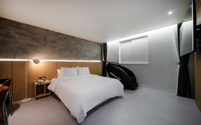 Changwon Jinhae Hotel PRI BERRY