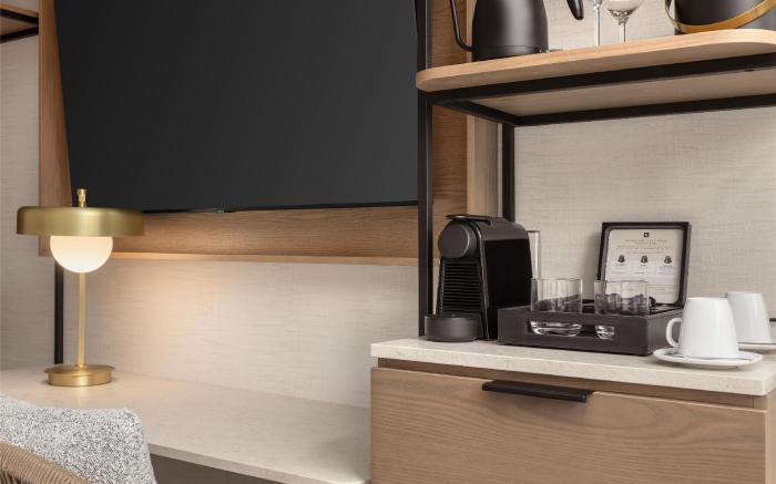 Hotel Railwayparc Montreal, Tapestry Collection by Hilton