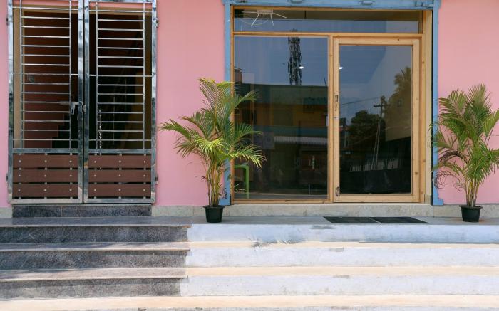 Jayasakthi Inn