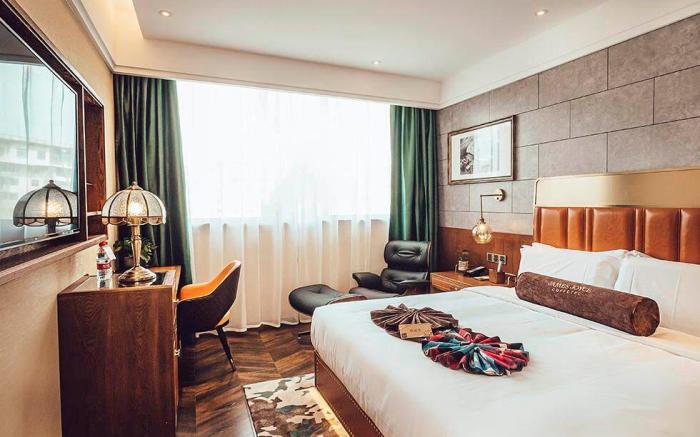 James Joyce Coffetel Beijing Daxing Zaoyuan Subway Station Peking University First Hospital