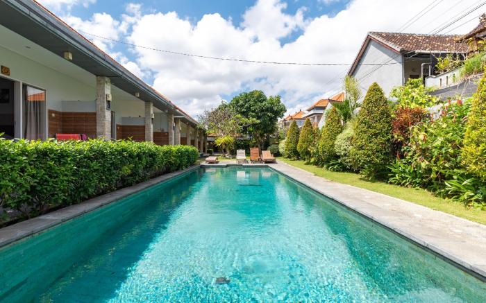 Urbanview Asung 2 Guesthouse near Canggu