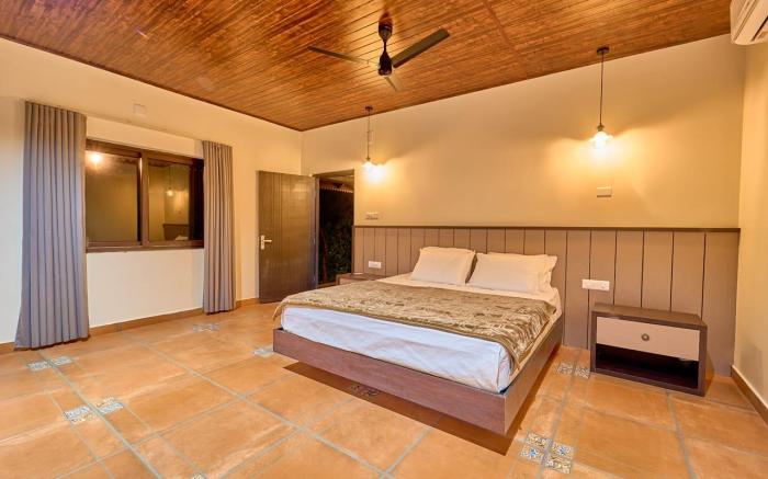 Pine Malhar Pool  Resort by VOYEHOMES