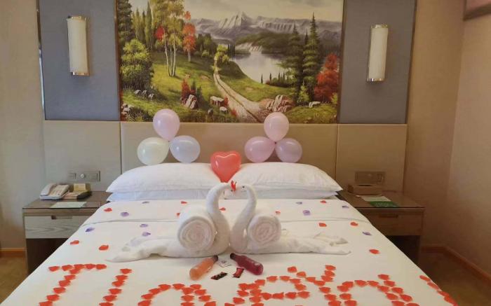 Vienna International Hotel Yongzhou Lingling Ancient City Junyue Huacheng