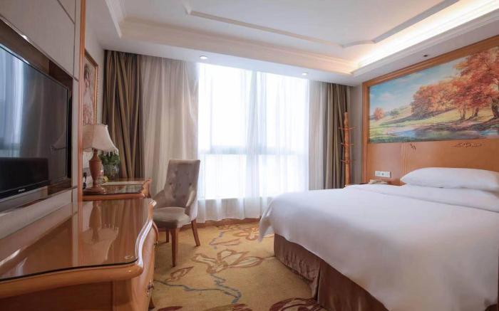 Vienna International Hotel Changsha High-speed Railway South Station Shumuling Metro Station