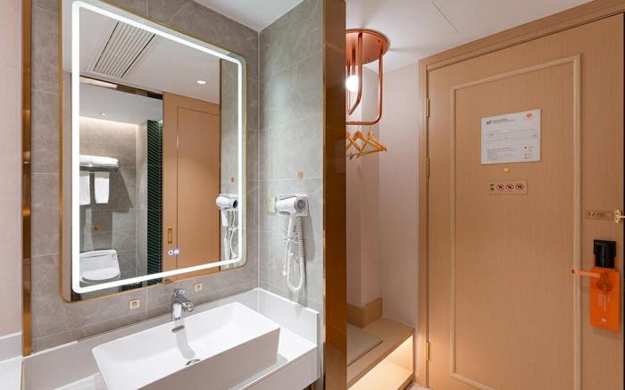 Vienna 3 Best Hotel Ningbo Eastern New City Wuxiang